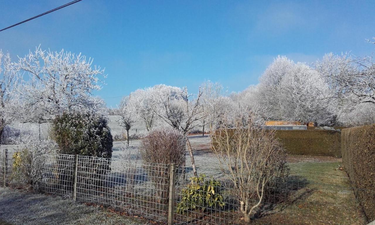 Chez Lili Apartman Izé Kültér fotó